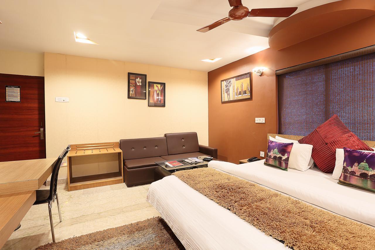 Hotel Narayani Enclave near Acropolis Mall Kasba, Kalküta Dış mekan fotoğraf