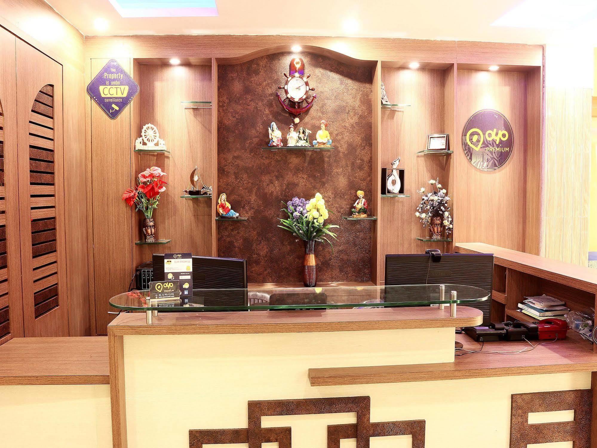 Hotel Narayani Enclave near Acropolis Mall Kasba, Kalküta Dış mekan fotoğraf